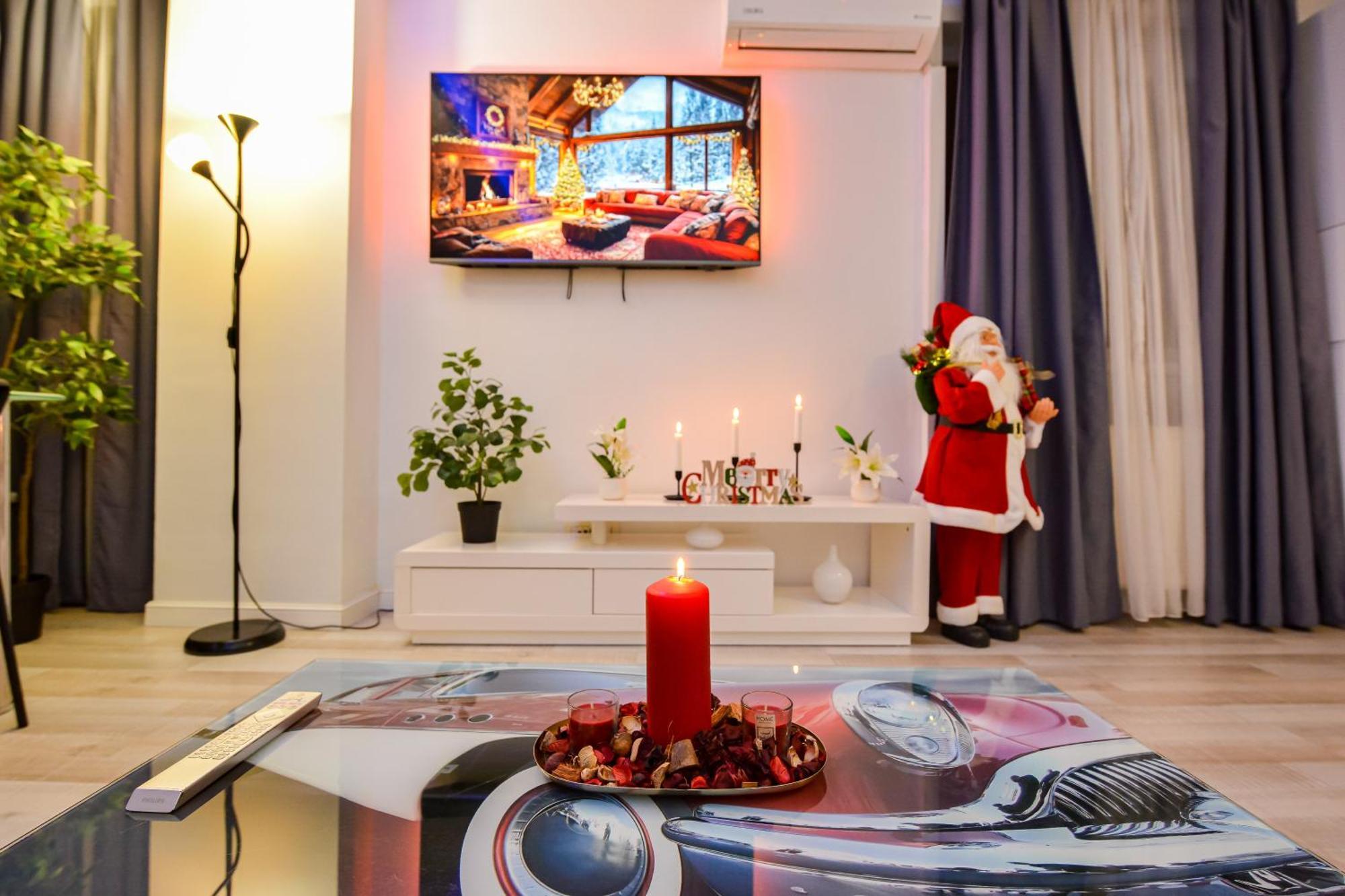 City Center Suite With Terrace Bucarest Esterno foto