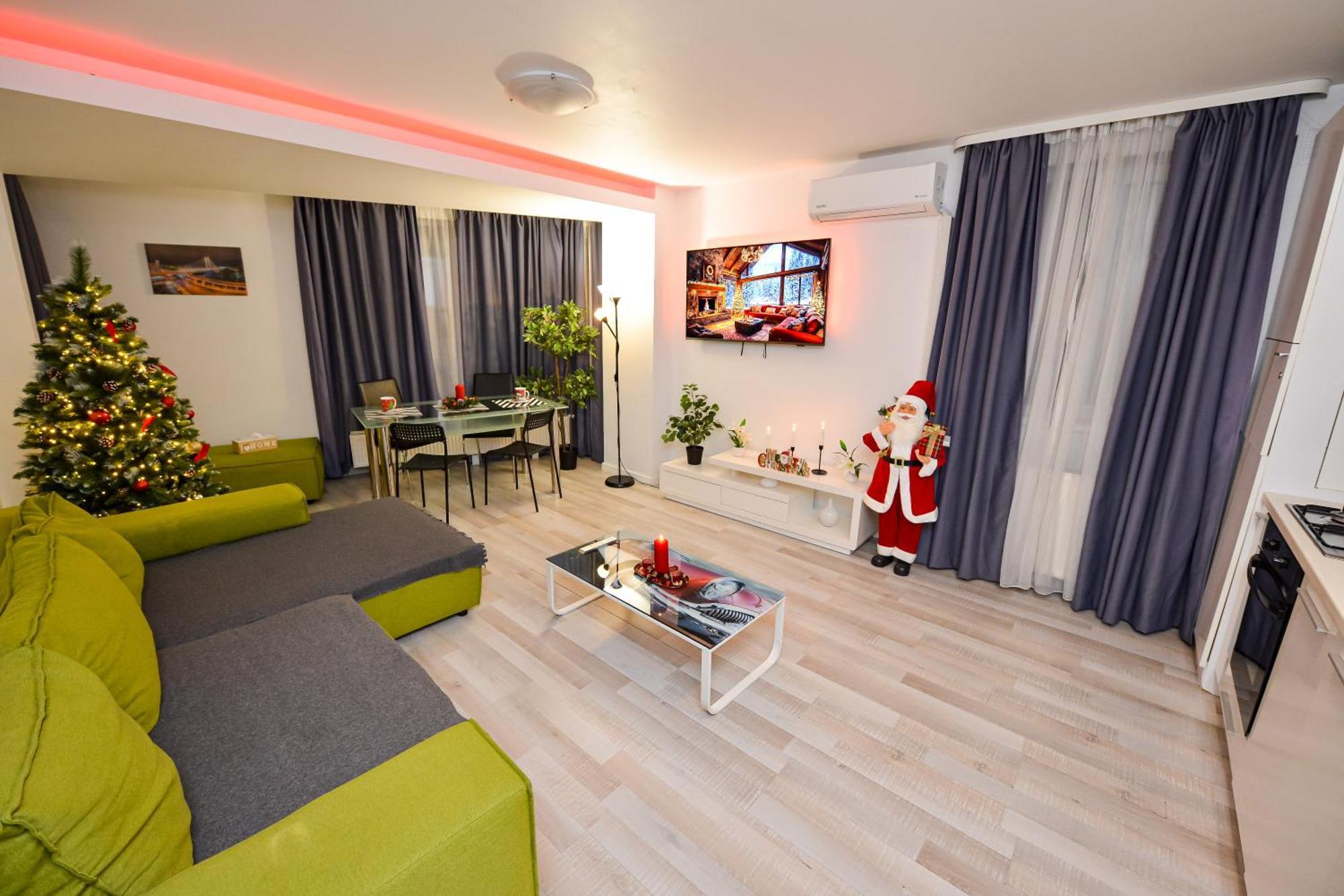 City Center Suite With Terrace Bucarest Esterno foto