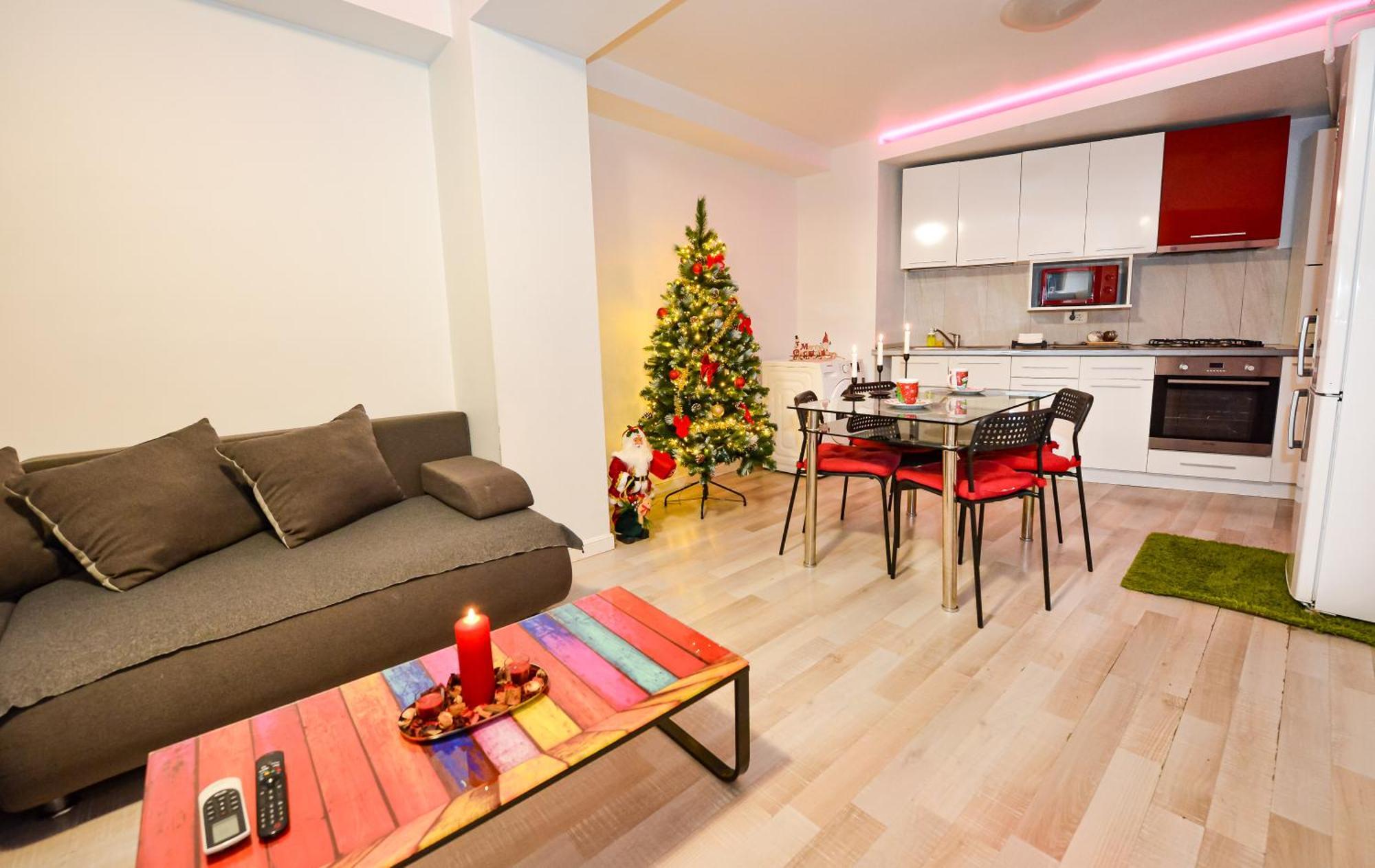 City Center Suite With Terrace Bucarest Esterno foto
