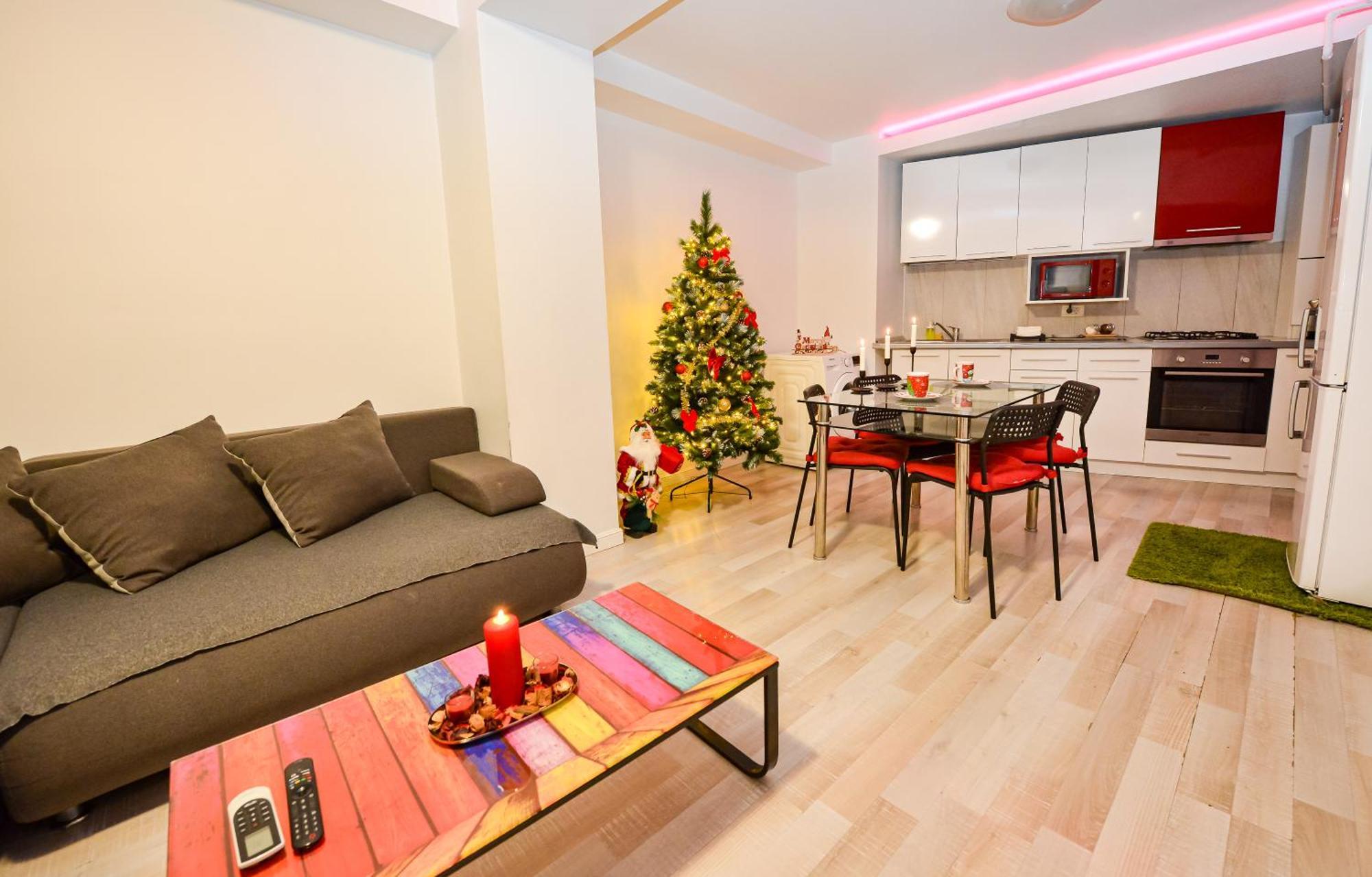 City Center Suite With Terrace Bucarest Esterno foto