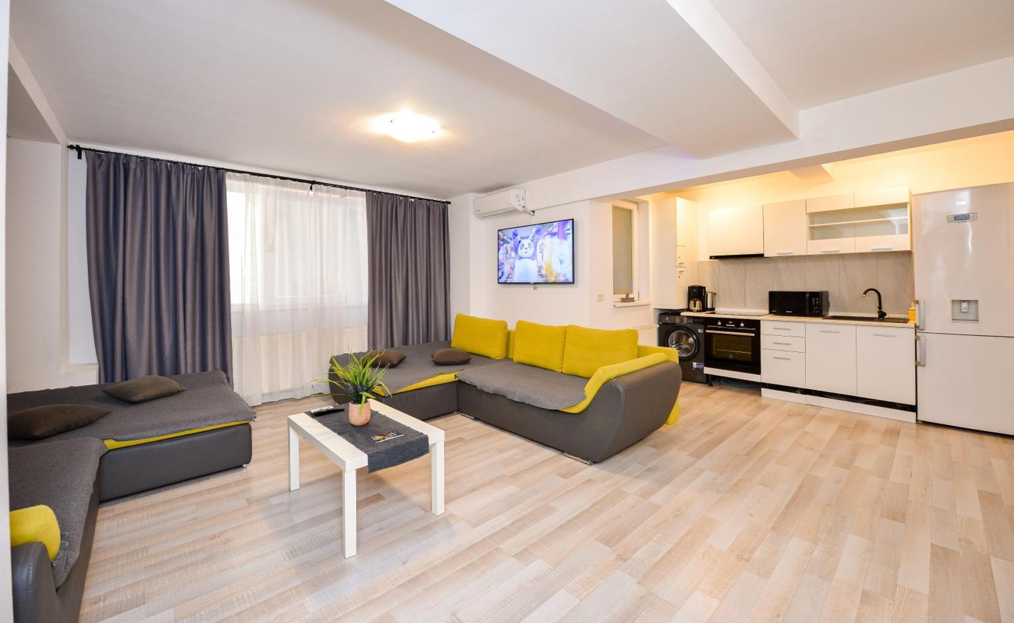 City Center Suite With Terrace Bucarest Esterno foto