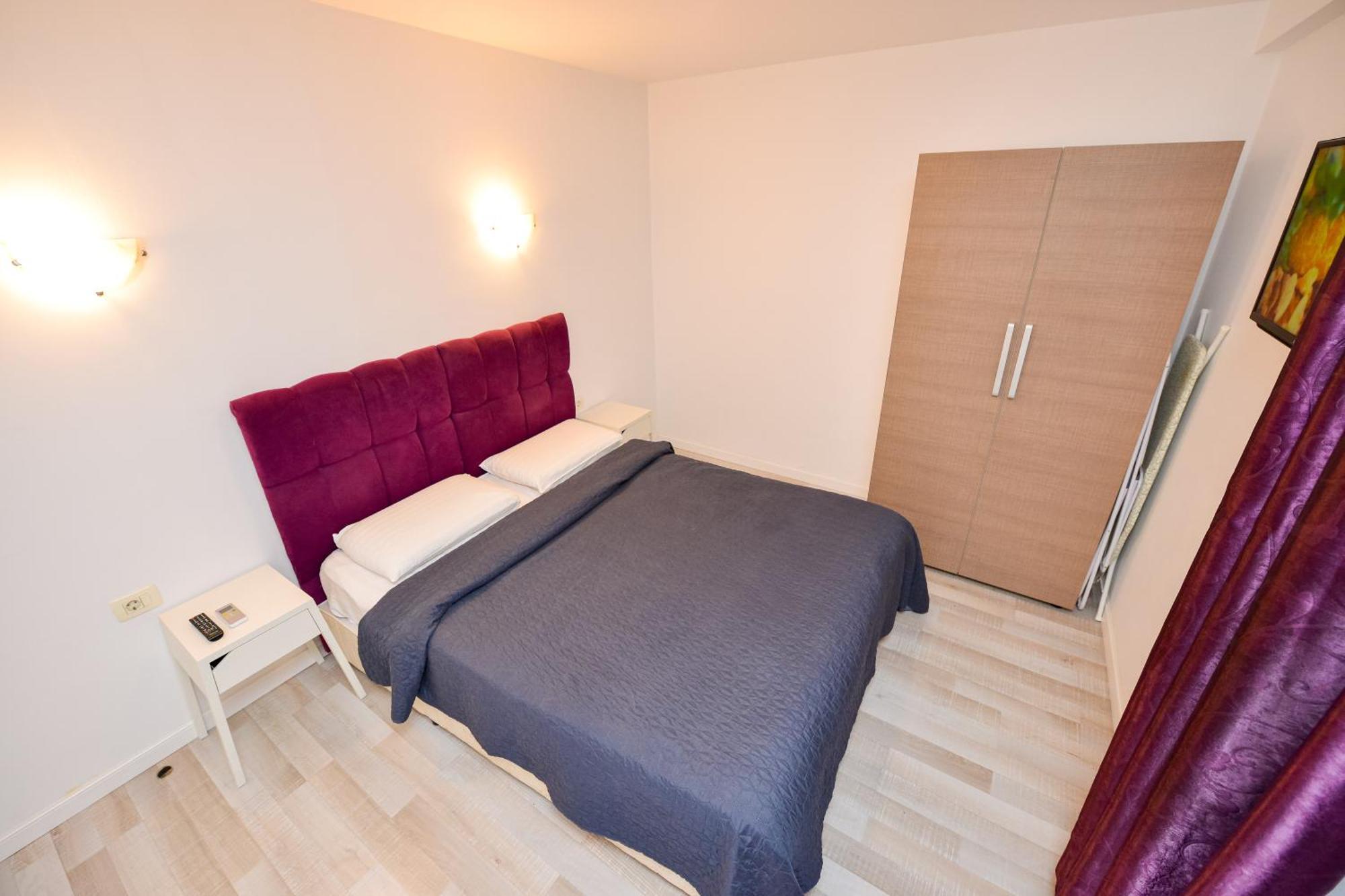 City Center Suite With Terrace Bucarest Esterno foto