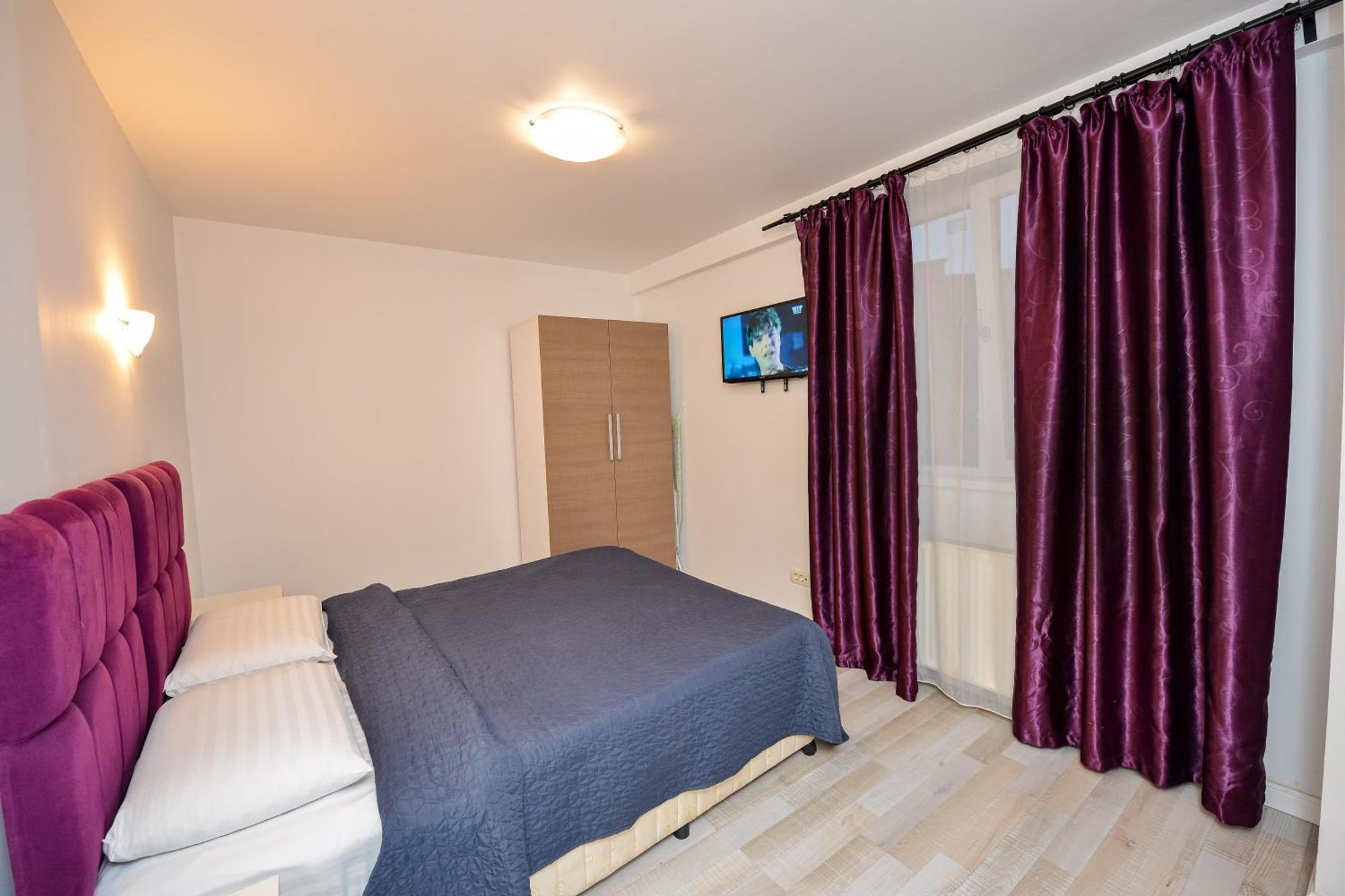 City Center Suite With Terrace Bucarest Esterno foto